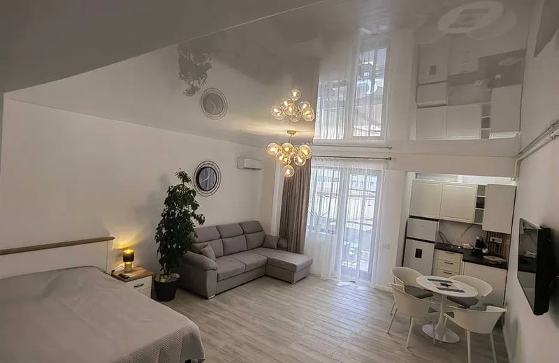 Location d’un studio confortable, 45 m², quartier Mamaia, Constanța, Roumanie