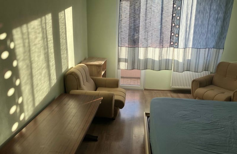 Аренда светлой и тёплой трёхкомнатной квартиры, 70 м², район Славейков, Бургас, Болгария