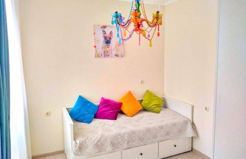 Rent of a 3-room apartment in the city center, Varna, Bulgaria