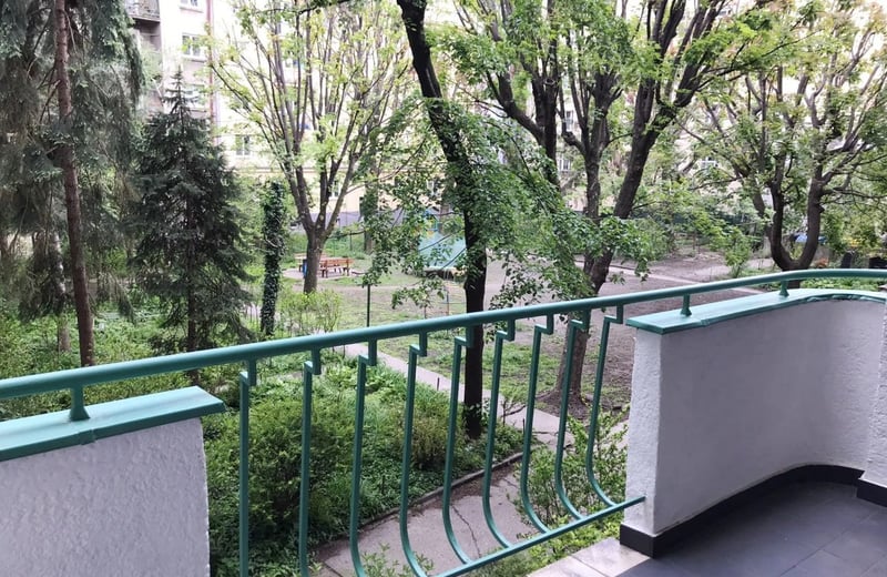 Аренда меблированной двухкомнатной квартиры в центре города, 65 м², Братислава, Словакия