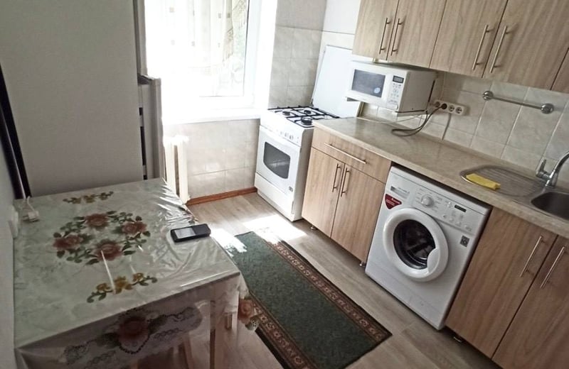 Miete einer möblierten Zweizimmerwohnung, warm und hell, Botanica, Chișinău, Moldau