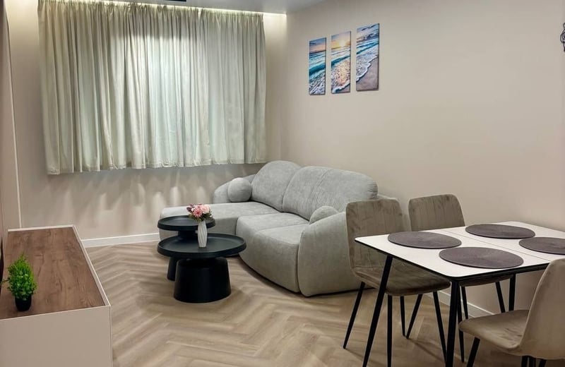 Аренда двухкомнатного апартамента в люксовом комплексе, Бриз, Варна, Болгария