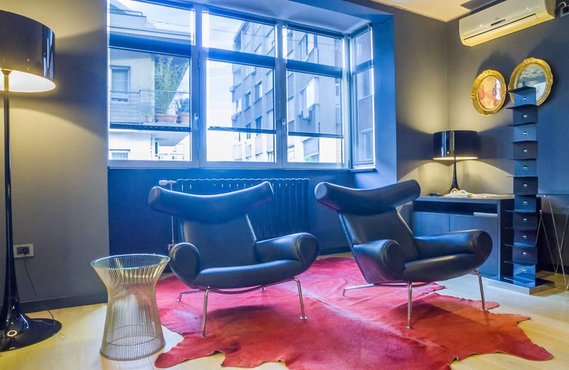 Location d’un appartement spacieux et élégant de trois pièces en centre-ville, 105 m², Belgrade, Serbie