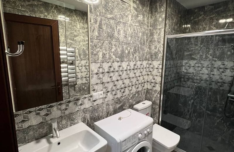 Location d’un appartement lumineux, 90 m², Batoumi, Géorgie