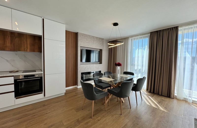 Rent of a bright two-room apartment in the city center, 60 m², Varna, Bulgaria