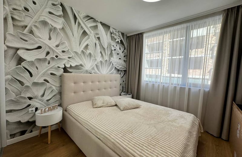 Rent of a bright two-room apartment in the city center, 60 m², Varna, Bulgaria