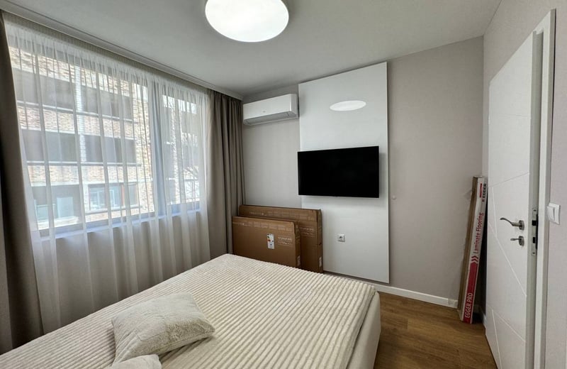 Rent of a bright two-room apartment in the city center, 60 m², Varna, Bulgaria