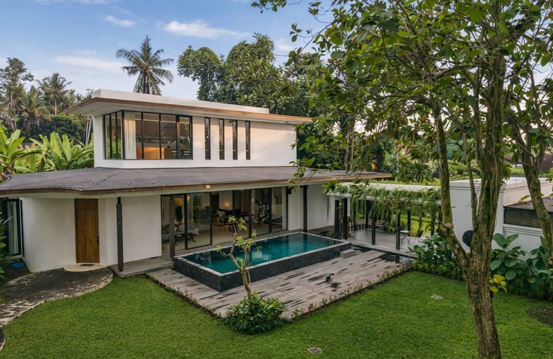 Rent of a new modern luxury villa with a pool, MAS Ubud, Bali, Indonesia