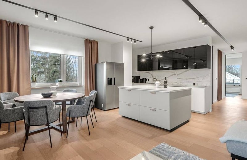 Rent of a comfortable three-room apartment, 69 m², Warsaw, Wilanów, Poland