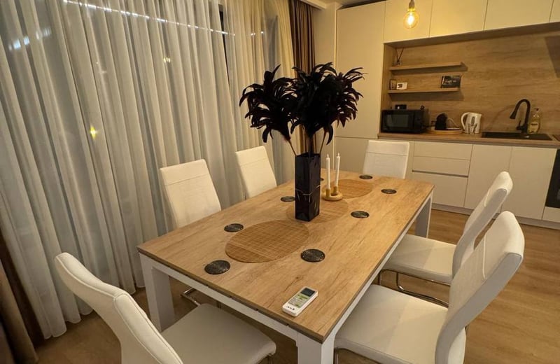 Alquiler de apartamentos de lujo de dos habitaciones, 60 m², Constanța, Mamaia, Rumanía