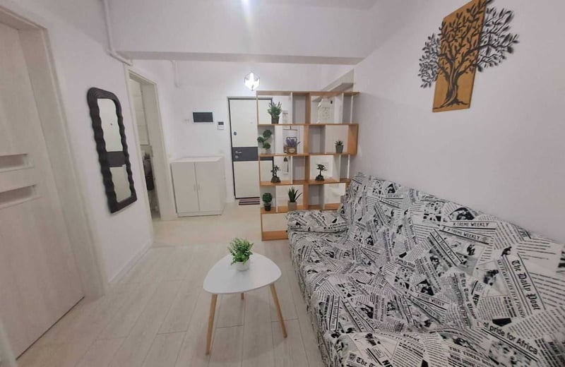 Аренда меблированной двухкомнатной квартиры, 45 м², Бухарест, сектор 4, Румыния