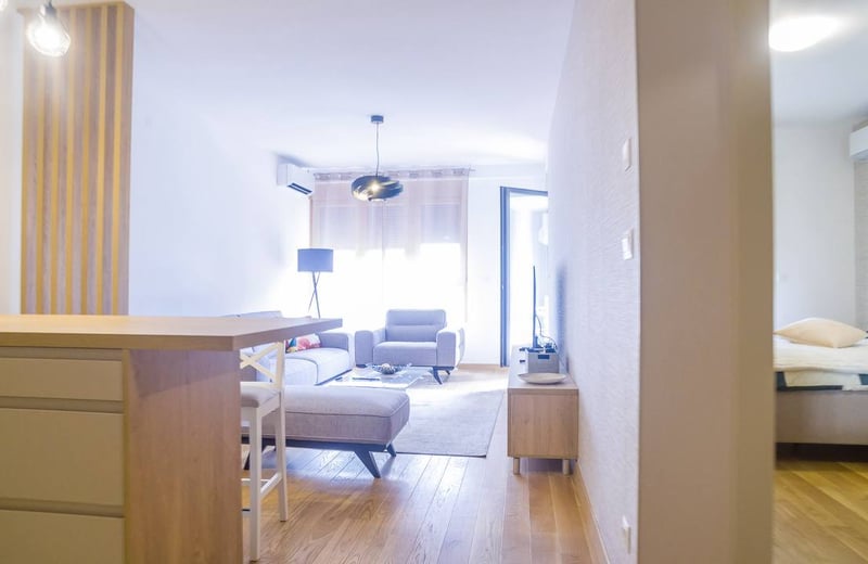 Alquiler de un apartamento de dos habitaciones en un complejo residencial premium, 51 m², Belgrado, New Belgrade, Serbia