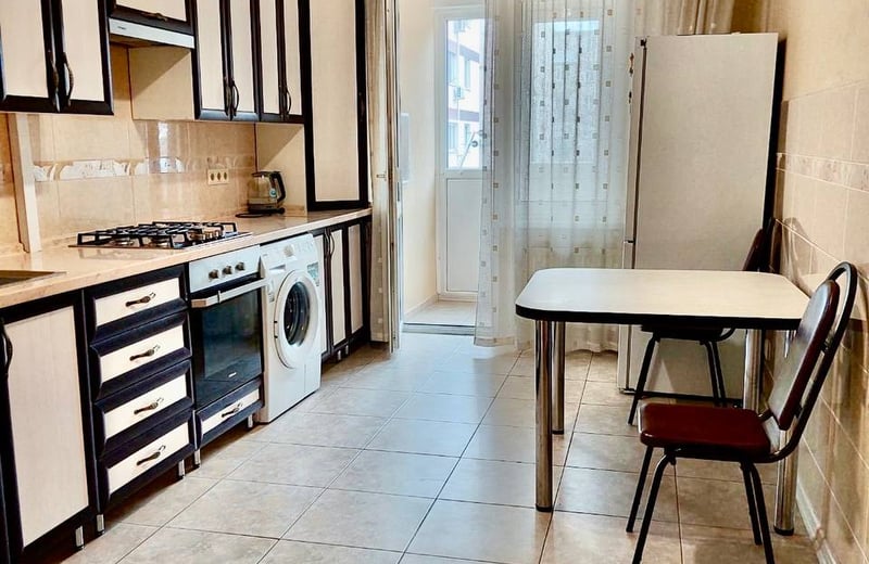 Miete einer warmen und gepflegten Einzimmerwohnung, 50 m², Chișinău, Stadtzentrum, Moldau