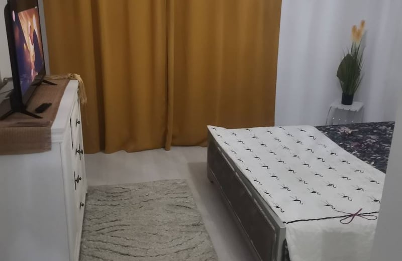 Аренда меблированной двухкомнатной квартиры, 48 м², Бухарест, сектор 4, Румыния