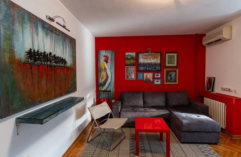 Rent of a two-room apartment in the historic city center, 42 m², Belgrade, Serbia