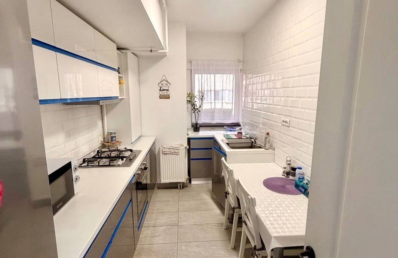 Аренда отличной двухкомнатной квартиры, сектор 6, Бухарест, Румыния