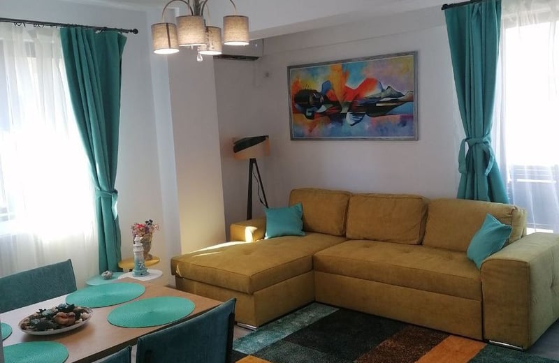 Rent of a comfortable three-room apartment, 65 m², in Tomis Plus, Constanța, Romania