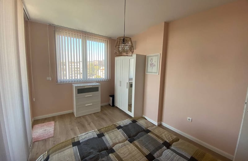 Rent of a modern two-room apartment in the Briz area, Varna, Bulgaria