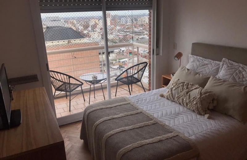 Аренда двухкомнатной квартиры с балконом без мебели, Буэнос-Айрес, Аргентина