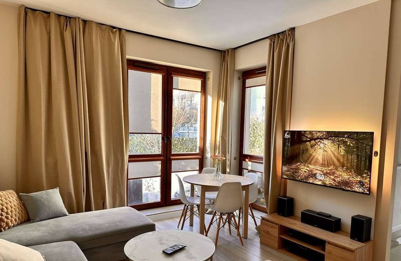 Rent of a modern two-room apartment, 52 m², with a private garden, Jelonki Południowe, Warsaw, Poland