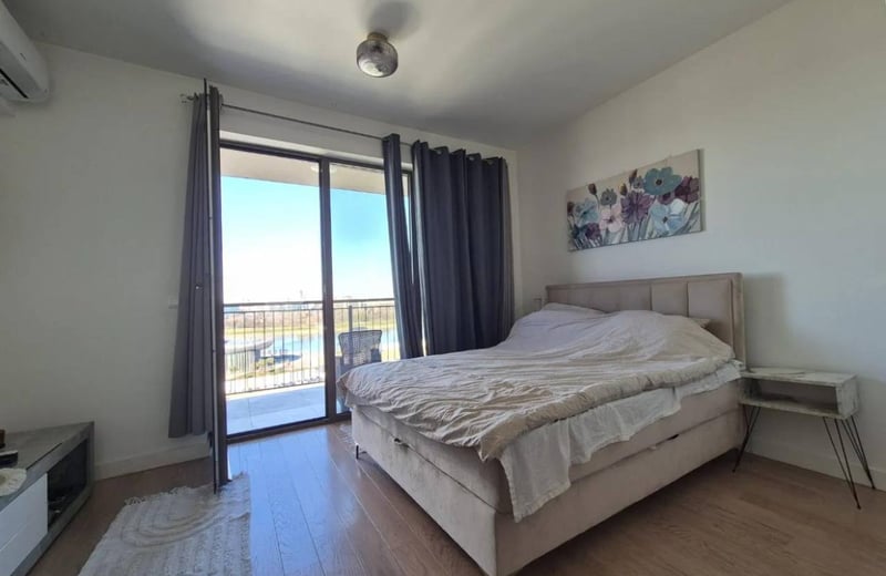 Rent of a studio apartment, 32 m², in the premium residential complex BW Aqua, Belgrade, Serbia