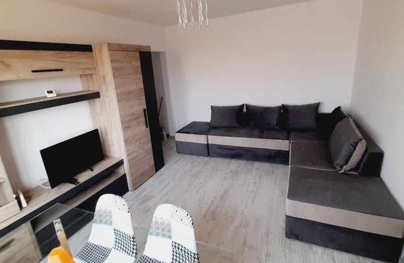 Rent of a comfortable three-room apartment, 54 m², Tomis Nord, Constanța, Romania