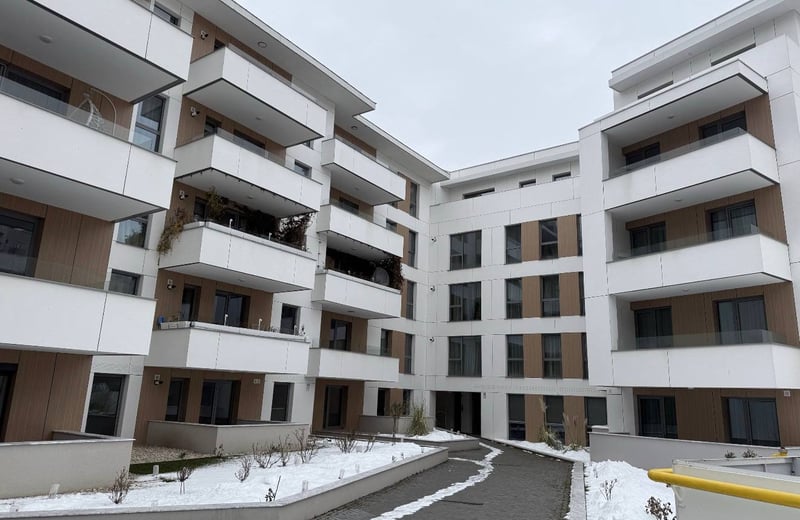 Rent of a new luxury two-room apartment, 50 m², in the city center, Bucharest, Romania