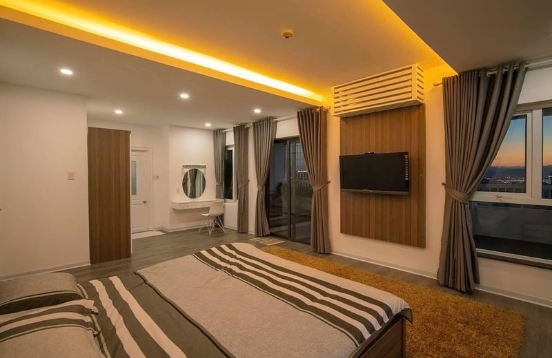 Location d’un penthouse de 350 m² avec vue sur la rivière Han, quartier Hai Chau, Da Nang, Vietnam