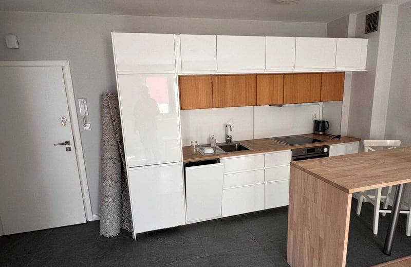 Rent of a furnished two-room apartment, 41 m², Rakowice district, Kraków, Poland