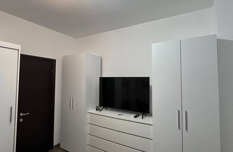 Rent of a bright furnished two-room apartment near Titan Park, Bucharest, Romania