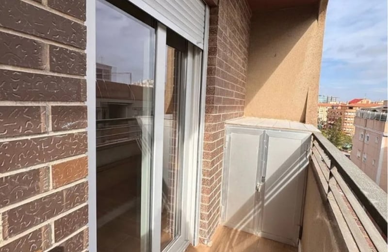 Аренда уютного и светлого пентхауса 45 м² в районе Altozano, Аликанте, Испания