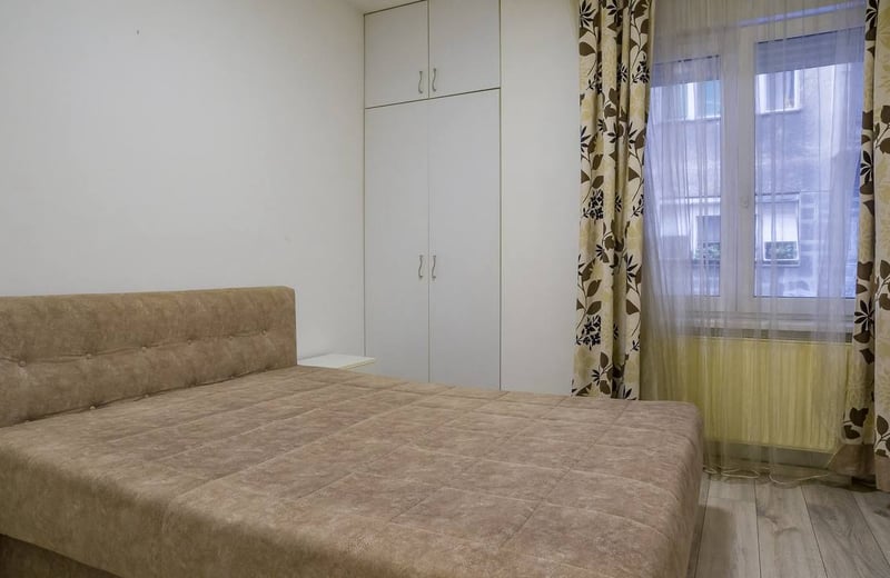 Аренда комфортной трехкомнатной квартиры 49 м² в центре Белграда, Сербия