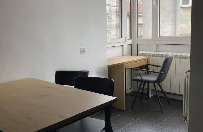 Rent of a bright 3-room apartment, 65 m², newly renovated, Vračar, Belgrade, Serbia