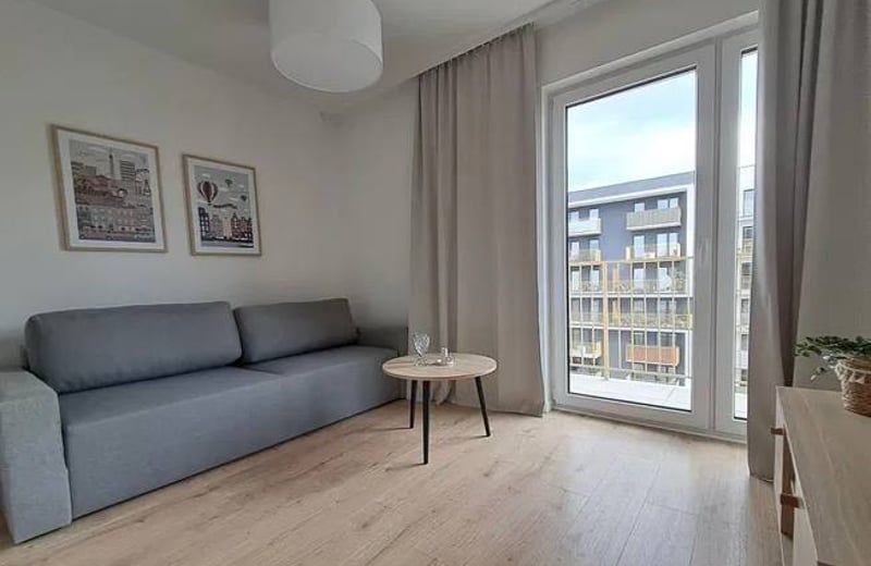 Rent of a bright 3-room apartment, 54 m², in a new building in Stare Podgórze, Kraków, Poland