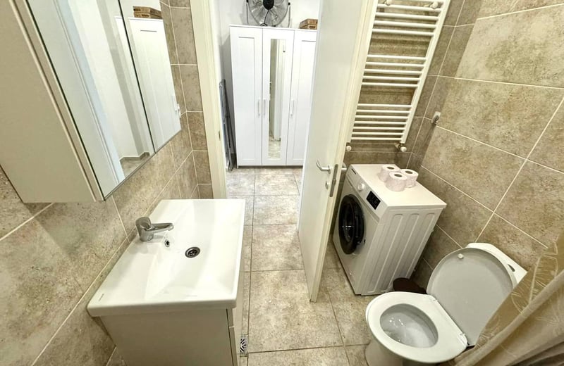 Location d’un appartement meublé et confortable d’une pièce dans le Secteur 6, Bucarest, Roumanie
