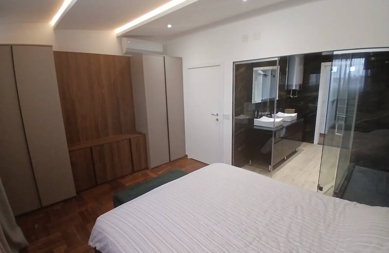 Аренда просторной двухэтажной трёхкомнатной квартиры, 120 м², центр города, Белград, Сербия