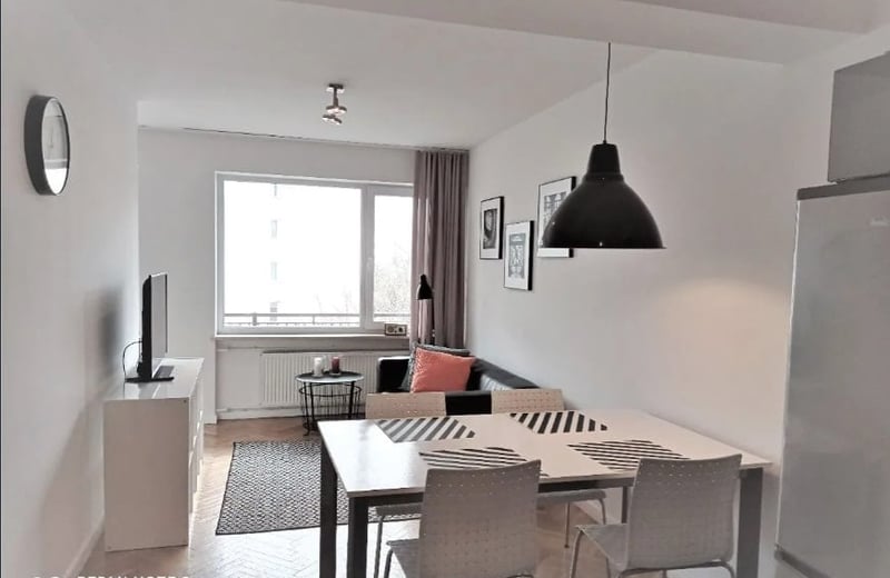 Location d’un appartement confortable de 2 pièces, 40 m², Śródmieście, Varsovie, Pologne