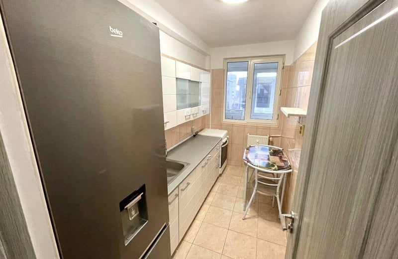 Location d’un appartement lumineux et meublé de 2 pièces, 48 m², Secteur 6, Crângași, Bucarest, Roumanie