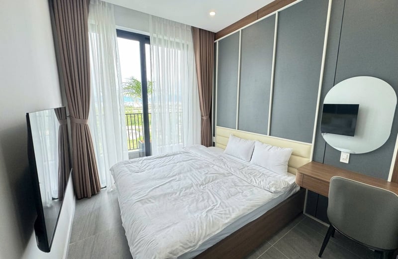 Rent of a furnished apartment with balcony, Ngu Hanh Son, Da Nang, Vietnam