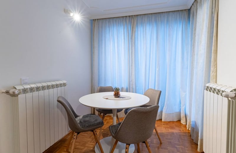 Rent of a cozy 3-room apartment, 75 m², city center, Belgrade, Serbia