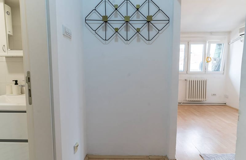 Location d’un appartement lumineux d’une pièce, 36 m², centre-ville, Belgrade, Serbie