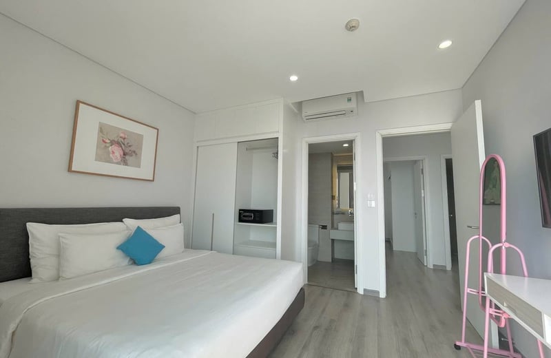 Location d’un appartement meublé de 2 chambres avec vue sur la mer, 77 m², centre-ville, Nha Trang, Vietnam