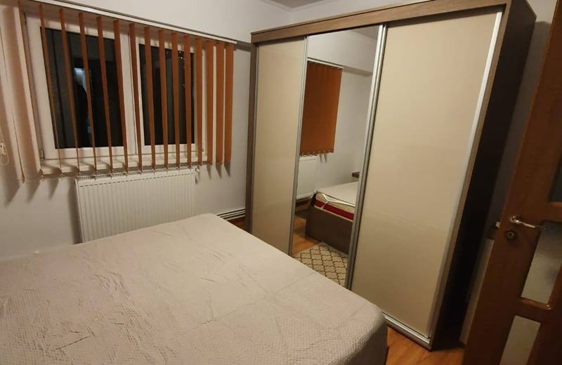 Miete einer komfortablen, möblierten 3-Zimmer-Wohnung, 80 m², Constanța, Rumänien
