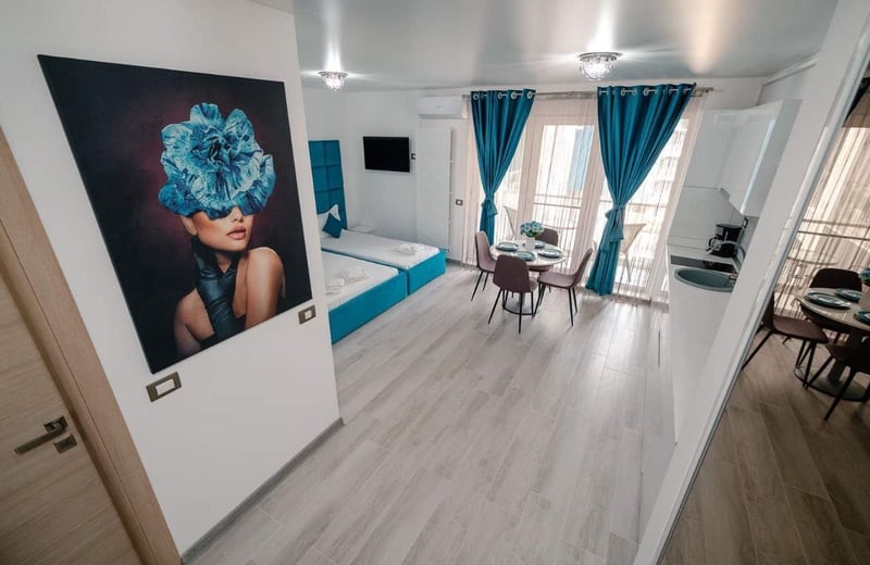 Rent of a bright studio apartment with balcony, Mamaia Sat, Romania