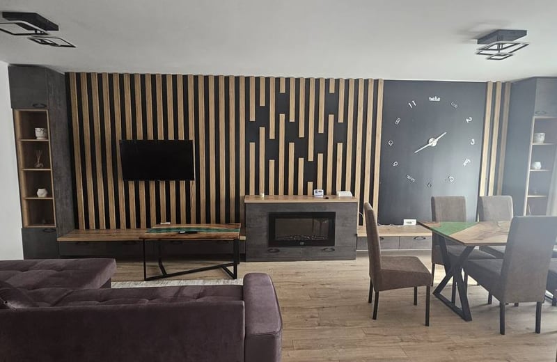 Аренда комфортной квартиры 3 комнаты с паркингом в Tractorul, Брашов, Румыния