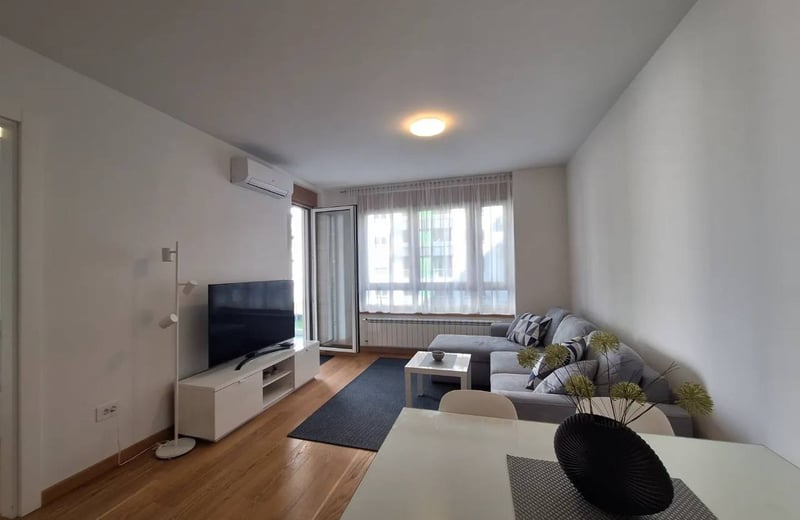Location d’un appartement lumineux de deux pièces dans la résidence Elixir Garden, 55 m², Nouveau Belgrade, Serbie