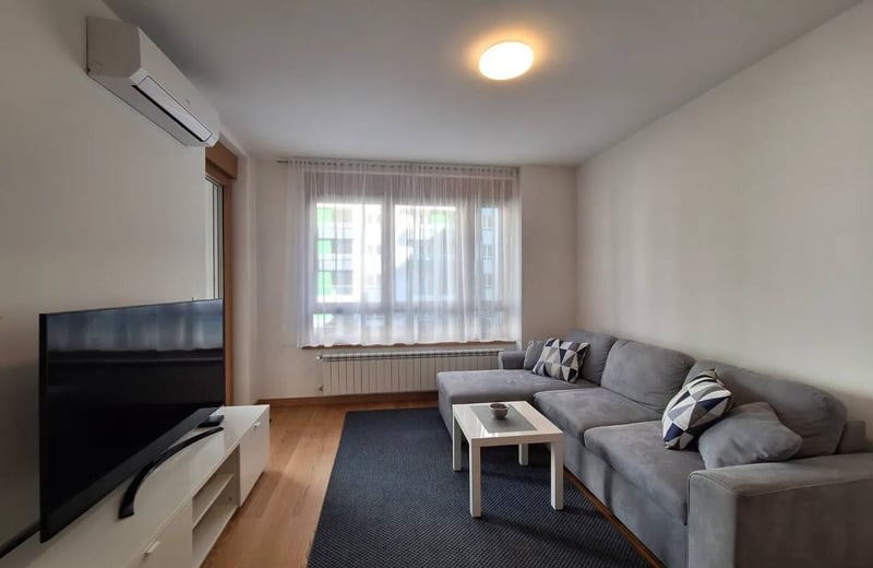 Location d’un appartement lumineux de deux pièces dans la résidence Elixir Garden, 55 m², Nouveau Belgrade, Serbie
