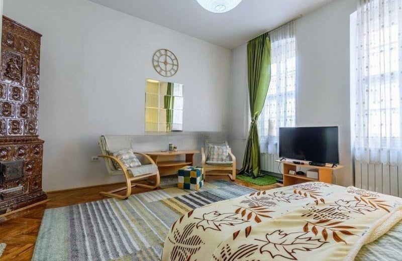 Alquiler de luminoso apartamento de dos habitaciones, 42 m², Belgrado, Serbia