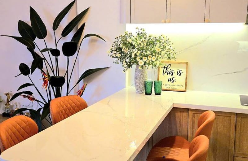 Alquiler de apartamento moderno y amueblado de dos habitaciones con vistas al mar, 76 m², Nha Trang, Vietnam