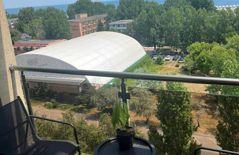 Furnished two-room apartment with balcony for rent, 50 m², Mamaia, Constanța, Romania